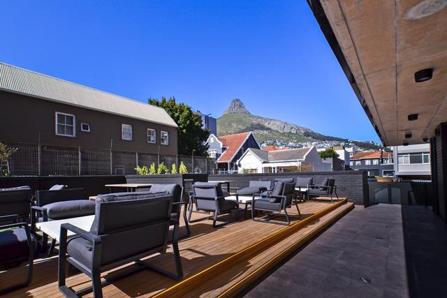 To Let 2 Bedroom Property for Rent in Sea Point Western Cape